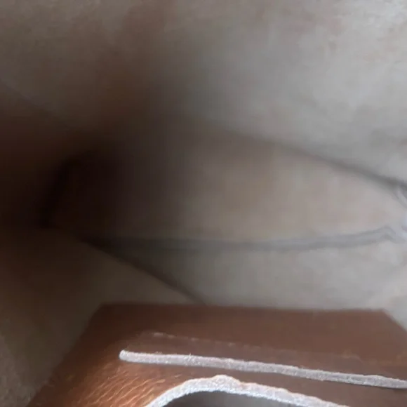 Portland Leather Brown Tote Bag - Picture 4 of 5